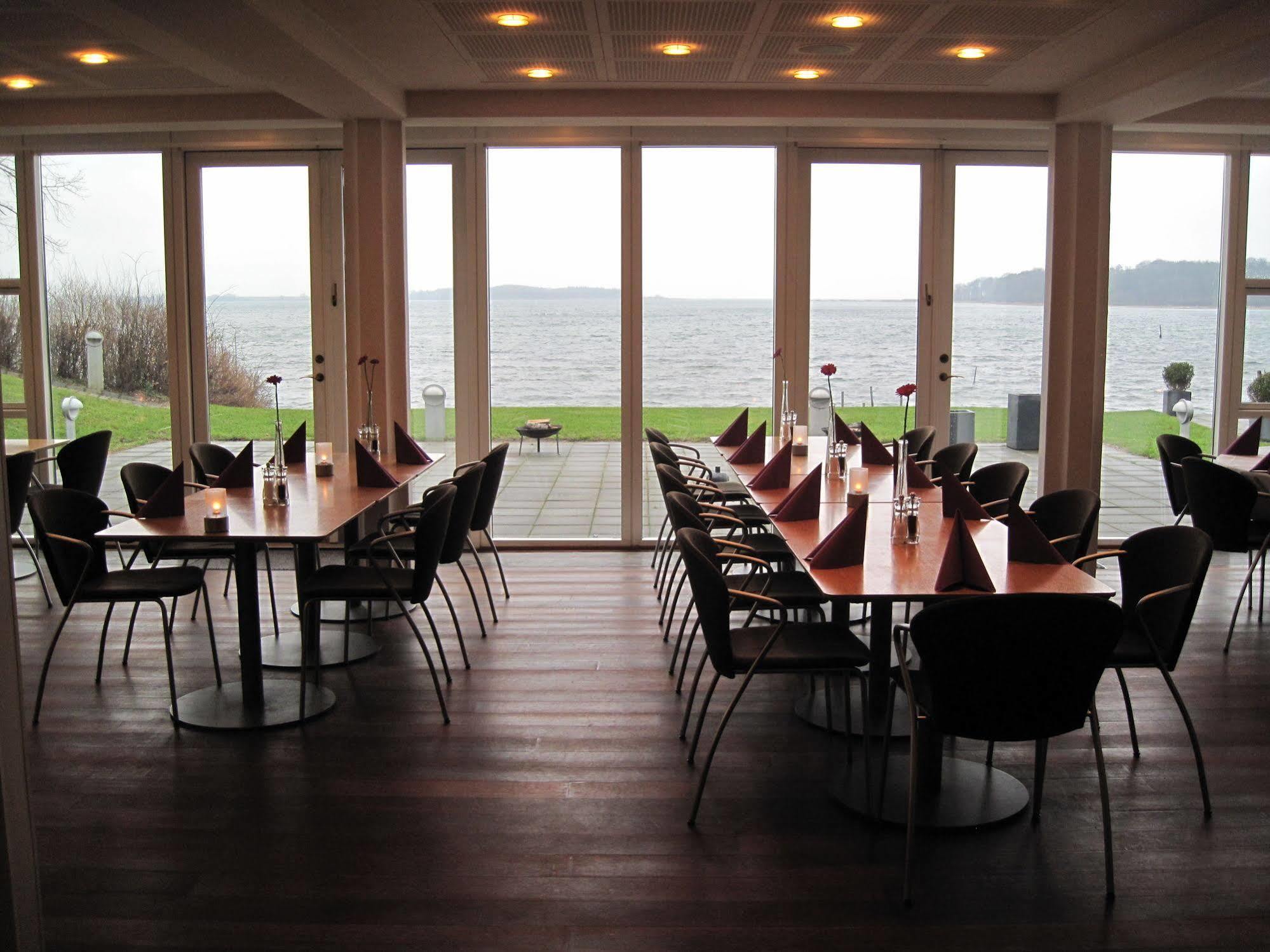 Hotel Sixtus Sinatur & Konference